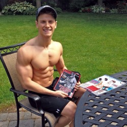 collegenerdtojock:  Instead of encyclopedia or literature work such as Of Mice and Men or Haruki Murakami’s book, this is Jack and the other jocks favorite reading material now, alongside with other magazine that filled with sexy ladies inside, perfect