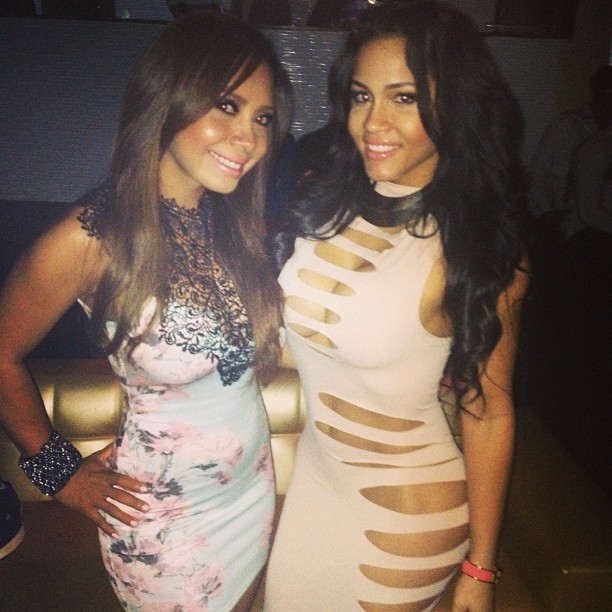 rosaacosta:  With the beautiful @PamRodriguez 😘 