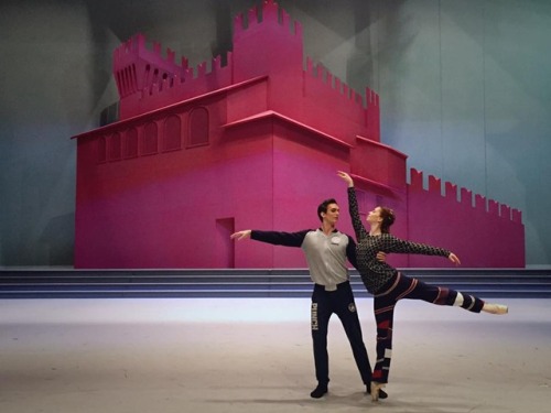 Ekaterina Krysanova and Artemy Belyakov warming up before Romeo and JulietPhoto by Aleksandar Antoni