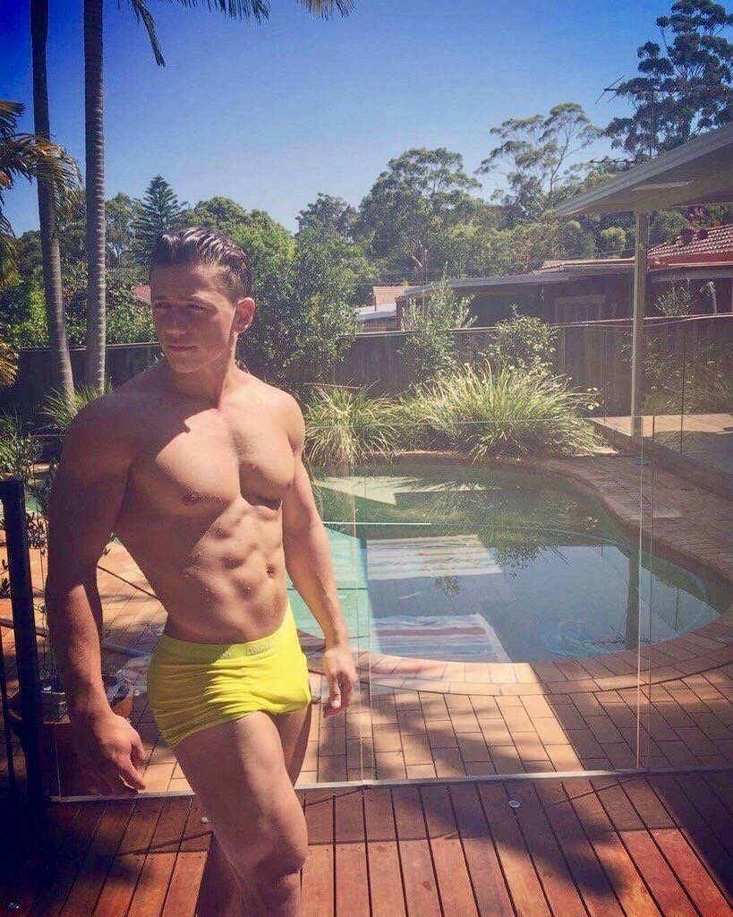 MUSCLBOY