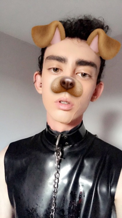 anyone want to play with pup? Snapchat: ninfes