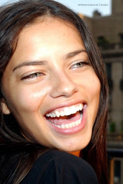 pill-y:adriana-lima-lover:Requested - Adriana with no makeupPerf