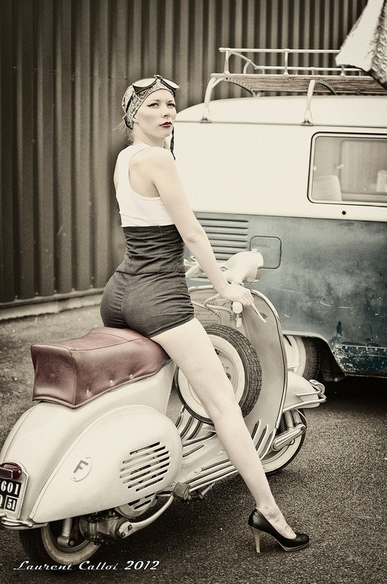 alternative-pinup:  Alternative Pinup girl