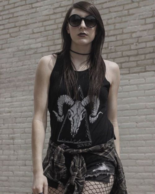 Porn photo sovrinapparel:  Women’s flowy ram skull