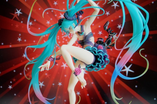 gofigurego:Those details…! VideoI’m not really a fan of hatsune miku, but this figu
