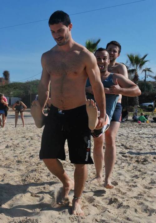 Israhunks