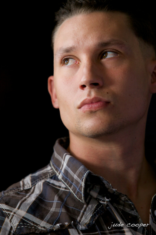judecooper:  Walkerhttp://judecooper.tumblr.com/archive