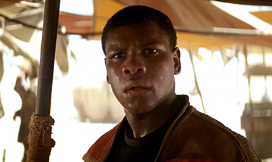 thewintersolo: Rey: (ง •̀_•́)ง Finn: w(°ｏ°)w 
