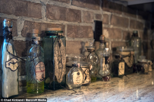 clayorey:  Guy spends โ,000 remodelling his basement Elder Scrolls style