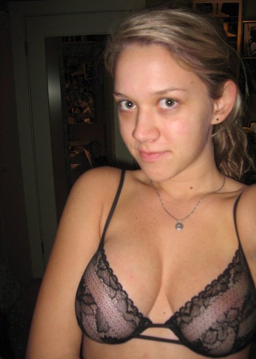 reallysexyselfshots:  Come check out my blog at www.reallysexyselfshots.tumblr.com  GIRLS only, hit me up on my kik: reallysexyselfshots tumblr batch upload bloadr.com (FB)