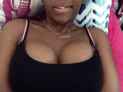 Porn thottypam:  My boobs were looking big today photos