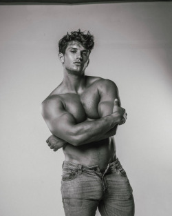 kensprof:  Josh Ivory