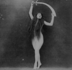vanias-vintage-monstrosity:  Vintage burlesque