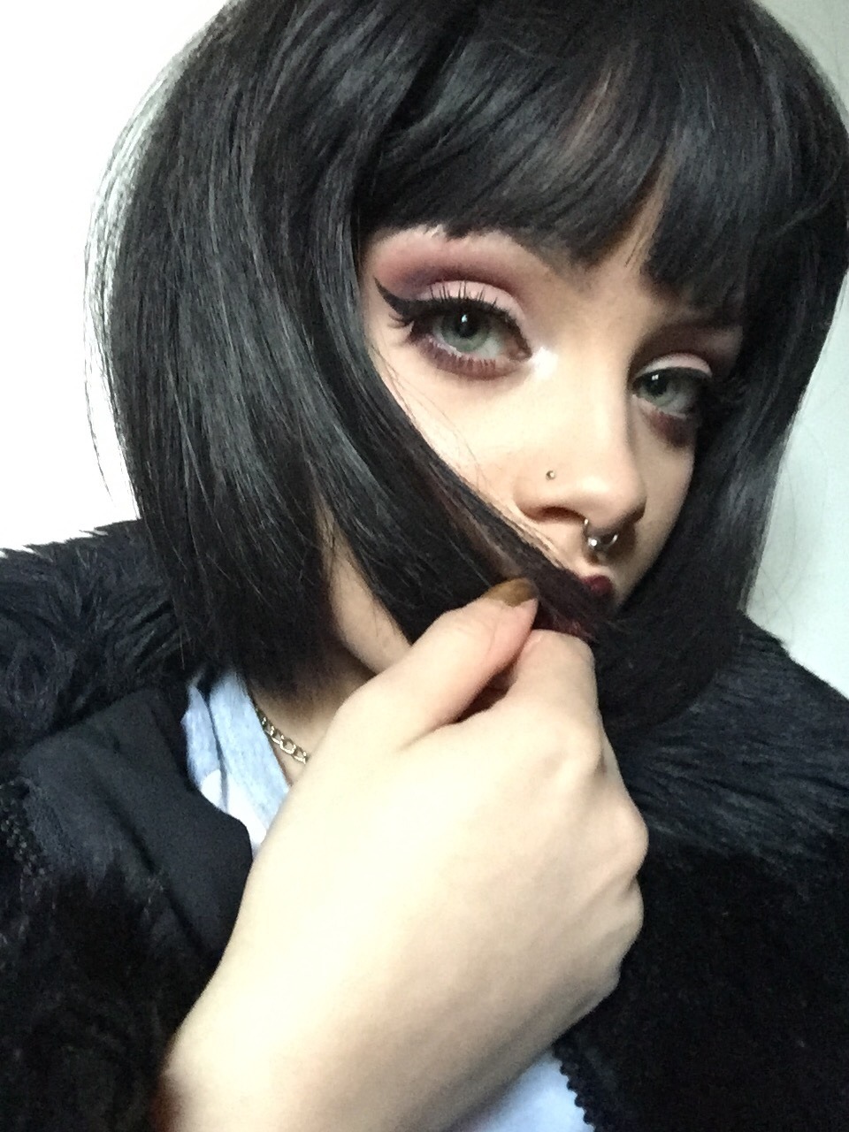 badcocaine:  i always look so moody