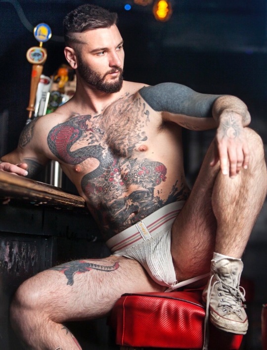 gaypornpicparade:  