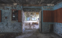 :  Abandoned gym. Pripyat, Ukraine.   This is what every gym looks like 2 weeks after New Years Day&hellip;