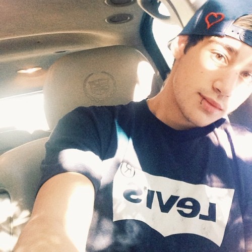 lukebrooks:  Hot day today (: