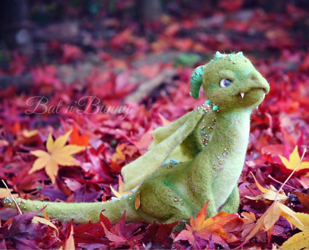 sosuperawesome:  Needle Felting by Bat n Bunny, on InstagramFollow So Super Awesome