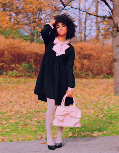 randinicholejoan:DRESS: Sister JaneBAG: Kate SpadeTwo of my favorite brands! _______________________