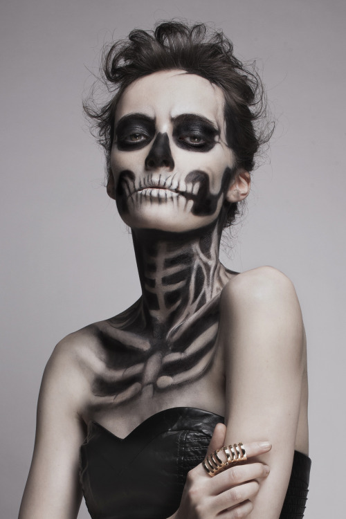 jazblogsinspiration:  Is this amazing or what?! Great idea for Halloween!  