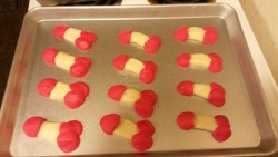 They didn’t turn out like they were meant to but ehehe&hellip;.dick cookies&hellip;..they still tasted pretty good :3