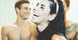 diamondsanddelrey:  Lana Del Rey and Marina and The Diamonds Blog      