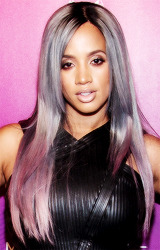 purpbanga:  poeticslave:   Dascha Polanco   Hair Porn  fucking beautiful   Yes babes yes!!!!