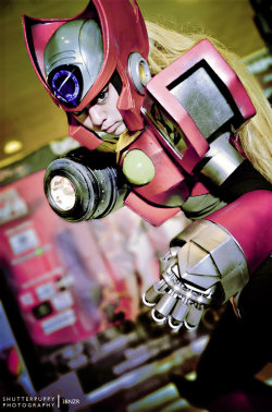 cosplay-gamers:Megaman X - Zero Cosplay by