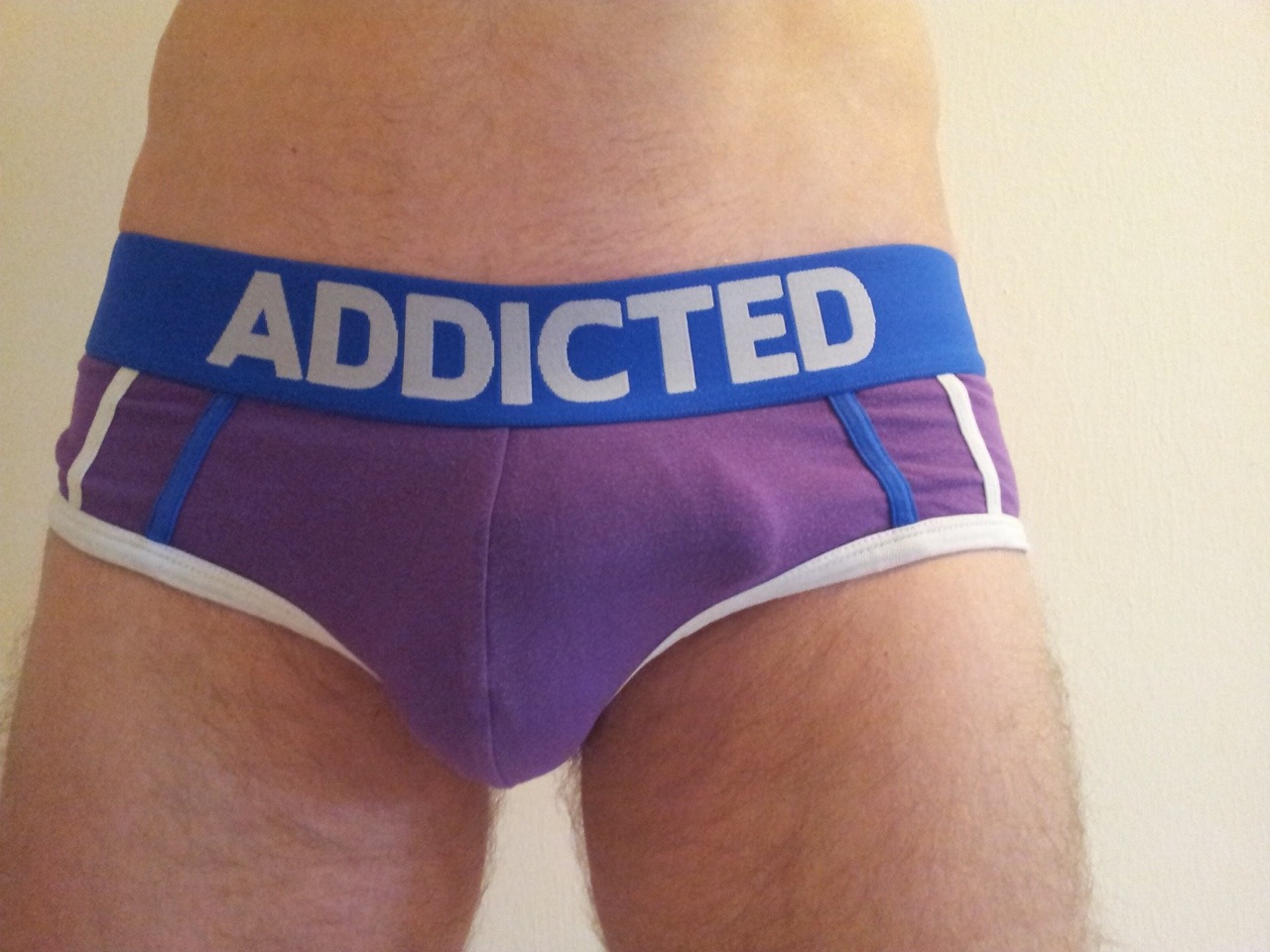 chasb12:  hotguyshotunderwear:  Here is a super sexy anonymous follower submission