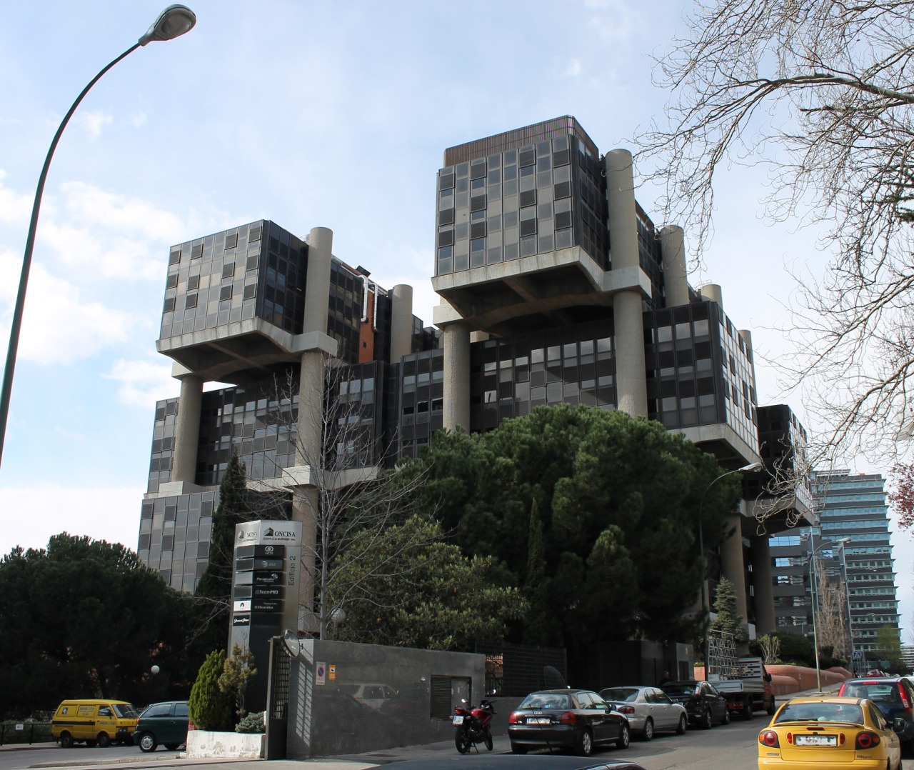 neueregel:Edificio ‘Los Cubos’, Madrid,  Andrault, Parat, Guvan and Capieu,