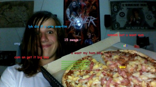 lubricatedtaco:dis boy has pizza disorderif dis gets 20,000 notes dominoes has agred to giv him 15 s