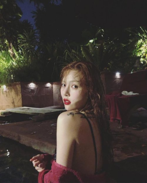 fyhyunah:[ no caption ]hyunstagram / 190130
