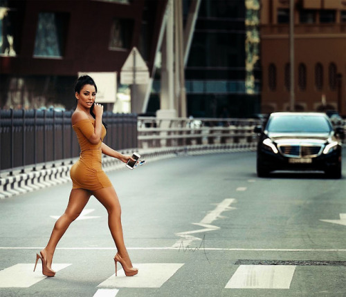 goddesstasha:sexy pedestrianGoddess TashaOnly High Heels