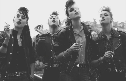 the-dungeon-sky:  White and black grunge blog (: