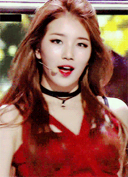 xxxjennyparkxxx:  Female idols X Choker