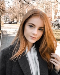 beautes-fatales: Julia Adamenko