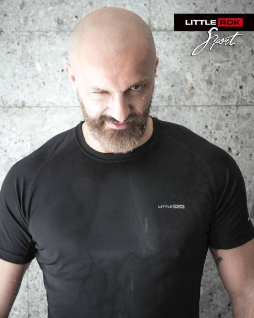 Little Rok Sport Line "Dry-tech Running - Black" T-shirt Photo By @aeseph Model: @schultz_sc _________________________