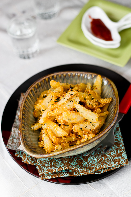 Cornmeal Crusted Potato Wedges are tagged as a perennial favorite. Easy to make and delicious to taste, these stand out on any dinner table.