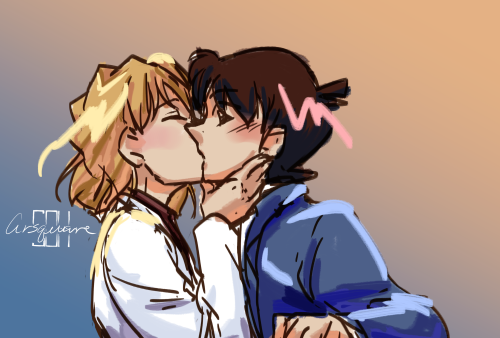 arsquare:QUICK!! EVERYONE KISS THE BIRTHDAY BOY!!!!