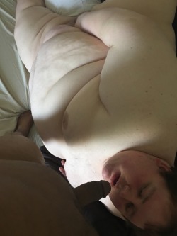 lovemenofallsizes:  Just a few random pictures of me.  Donations accepted. PayPal.me/brstlboy18