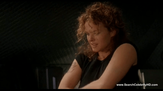 celebritynudegif:      Dina Meyer - Starship Troopers   