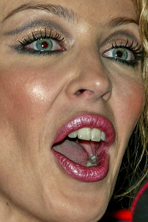 celebritycloseup:kylie minogue celebrityclose-up.com |Top 50 |Search