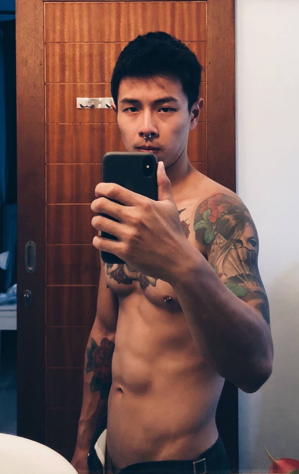 iamccbbct:  Guys from SG Jack’d