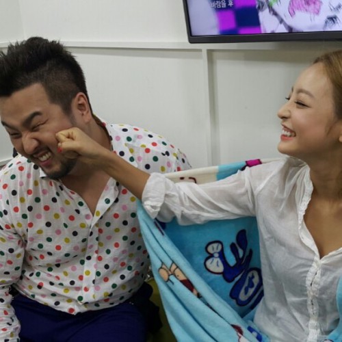 sweethara: 20150619 Hara on Kim Tae Woo instagram He was part of Invicible Youth season 1 cast.