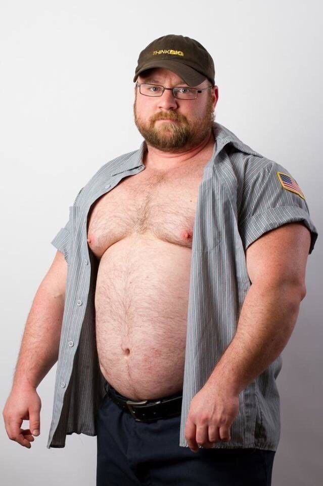 hairy-muc-bear:2021.01.28.Thursday&rsquo;s BILFS in Open Shirts Next Door Bulls