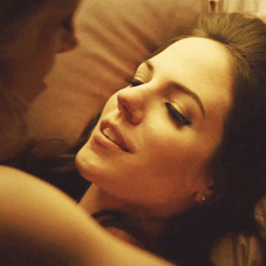 sex-lesb:  Lost Girl.