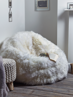 apartmenttherapy:  Best Beanbag Chairs: Longwool,