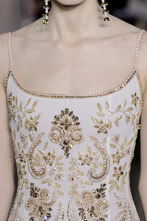 oldfashionedvillain:Georges Hobeika Spring 2017 Details