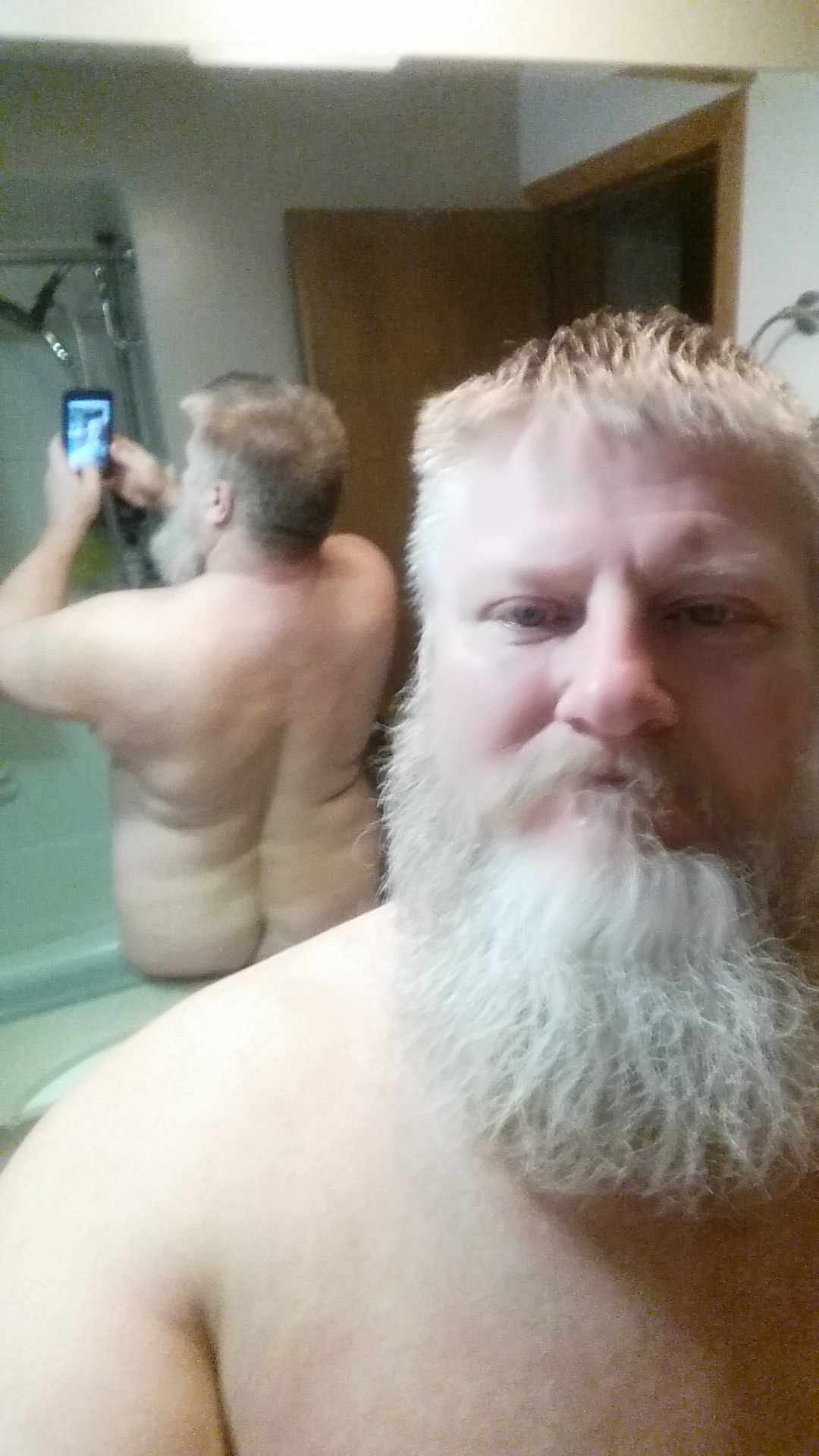bigb49341:A tiny sneak peek at my bottom, but I’m NOT a bottom … 