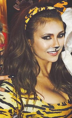 salvatore-vampire:  Nina’s 25th birthday party 